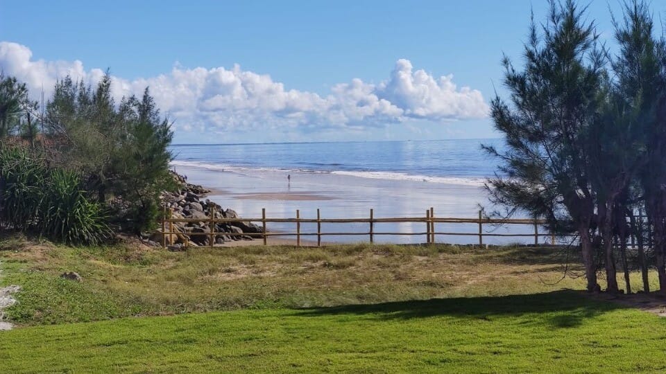 Casa na praia frente ao mar (4)